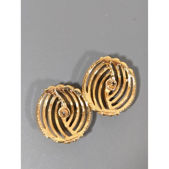 Vintage Napier Gold Tone Textured Knot Round Dome Pierced Earrings Classic - Picture 6 of 9